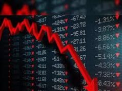 शेयर बाजार खुलते ही सेंसेक्स 1005 अंक टूटा, औंधे मुंह गिरे पोर्ट और लॉजिस्टिक्स शेयर