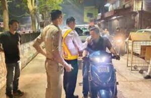 रायपुर में नशे में गाड़ी चलाने वालों पर सख्ती, यातायात पुलिस ने एक रात में 132 ड्राइवर पकड़े