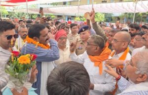 सुशासन तिहार में कांग्रेस का हल्लाबोल: जनसमस्याएं उठाईं तो माइक बंद करने का आरोप, ग्रामीणों ने किया बहिष्कार