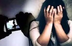 अश्लील वीडियो से ब्लैकमेलिंग का अंत – संबंध बनाने के दबाव से परेशान महिला का खौफनाक कदम, बोरे में मिली लाश