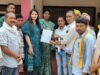 24 जून को प्रस्तावित ग्रामसभा की तिथि परिवर्तन करने मैनपुर सरपंच संघ द्वारा एसडीएम मैनपुर को सौपा ज्ञापन