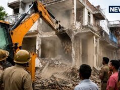 रायपुर में बुलडोजर एक्शन: नयागांव के बाद खपरी में अवैध निर्माण पर चली JCB, विरोध के बीच NRDA ने तोड़े 7 मकान