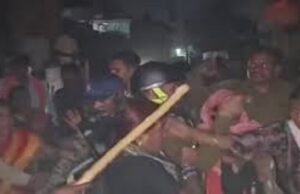 गरियाबंद – दुतकैया गांव में कर्फ्यू जैसे हालात – मंदिर तोड़ने के आरोपी जमानत पर छूटे, मचाया उपद्रव