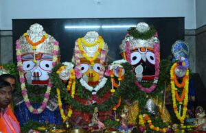 रायपुर में रथयात्रा महोत्सव में शामिल हुए राज्यपाल रमेन डेका, मुख्यमंत्री साय के साथ निभाई ‘छेरा-पहरा’ की परंपरा
