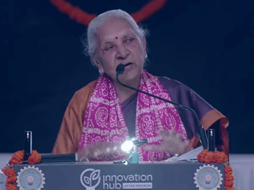 anandiben