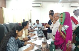 जनदर्शन में उमड़ी फरियादियों की भीड़! कलेक्टर ने हर शिकायत पर लिया संज्ञान, अफसरों को दिए तुरंत कार्रवाई के आदेश