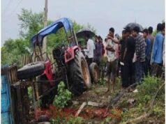 बिलासपुर में भीषण ट्रैक्टर हादसा: रोपा लगाने जा रहे 19 मजदूरों से भरा ट्रैक्टर पलटा, 2 की मौत, 5 गंभीर