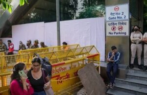 ट्रेन, मेट्रो के बाद अब इंटरनेट भी बंद, नई दिल्ली के 4 km दायरे में नहीं चलेगा नेट