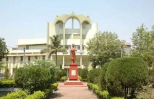 छत्तीसगढ़ – पंडित रविशंकर शुक्ल विश्वविद्यालय – 3 साल बाद भी PRSU में 111 पदों की भर्ती अधूरी, PhD छात्रों को गाइड की कमी