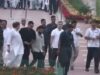 राजघाट पर महात्मा गांधी को श्रद्धांजलि देने के बाद निकले राहुल, प्रियंका और खरगे, CEC के खिलाफ देंगे धरना